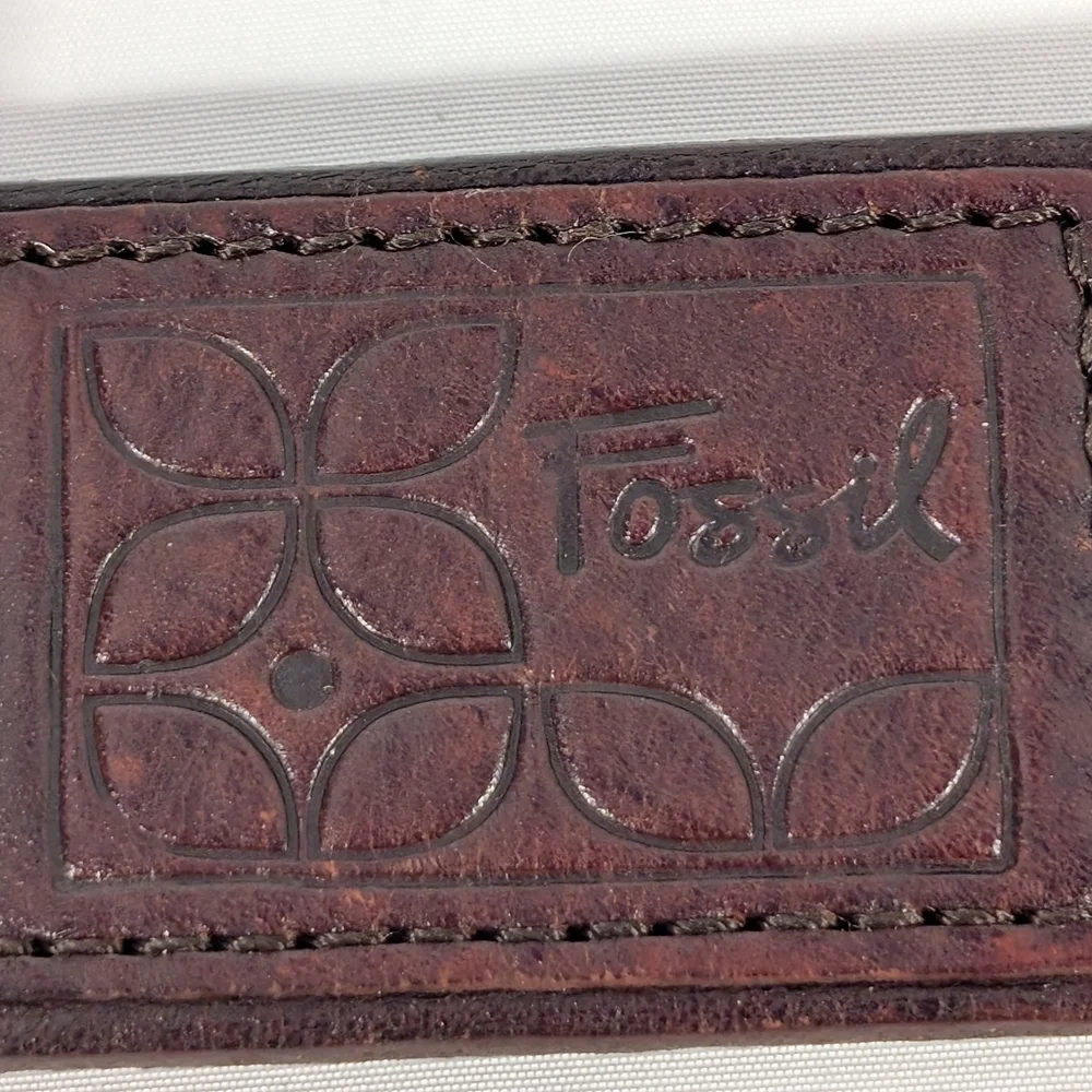 Men's Fossil Dark Brown Leather Belt with Silver Tone Buckle Size Medium (43